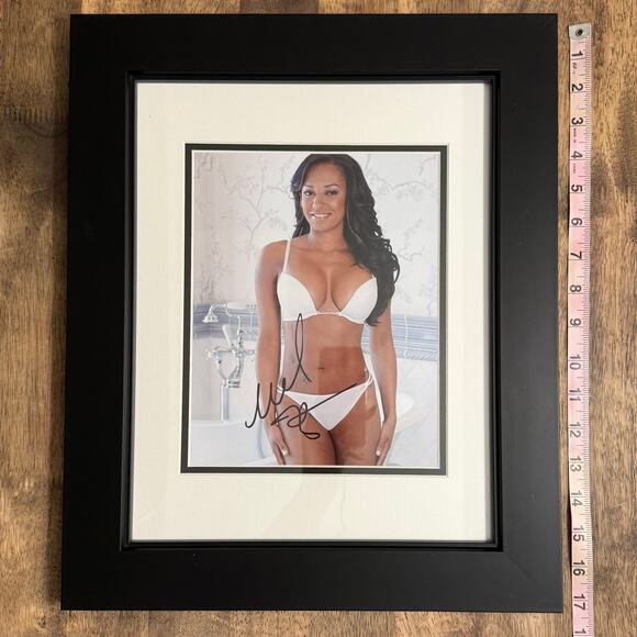 Mel B Spice Girls Melanie Brown Autographed Framed Photo 14x17 COA Iconographs - Picture 6 of 7